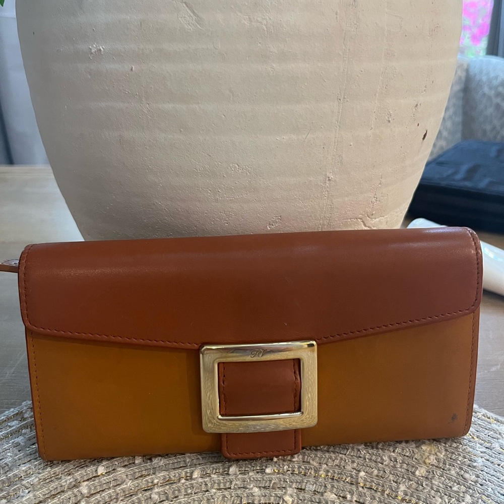 🇺🇸Roger Vivier Two-Tone Tan and Cognac Leather Buckle wallet